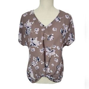 West kei short sleeve floral blouse